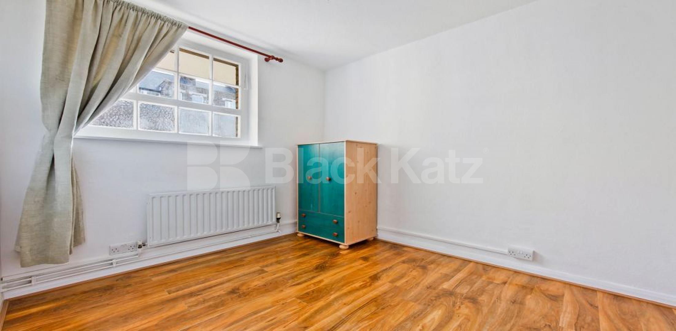 			LET , 2 Bedroom, 1 bath, 1 reception Apartment			 Pilton Place, Elephant and Castle